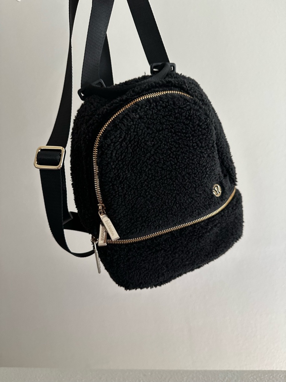 Lululemon mini backpack